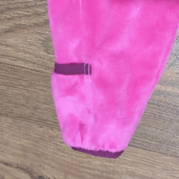 The North Face Oso dual full length zippered infant onesie, in size 12M-18M+ - Picture 4 of 12